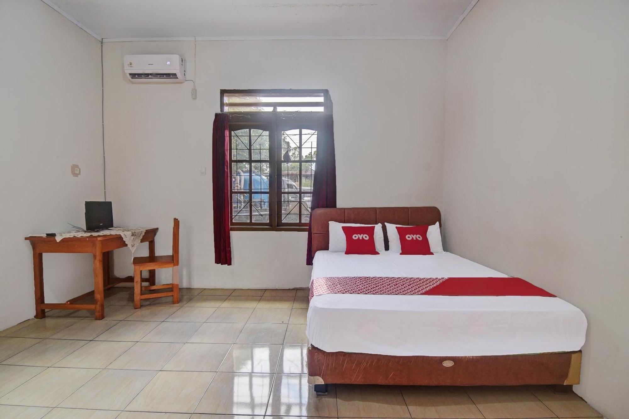 Oyo 92041 Borneo Hotel 2*