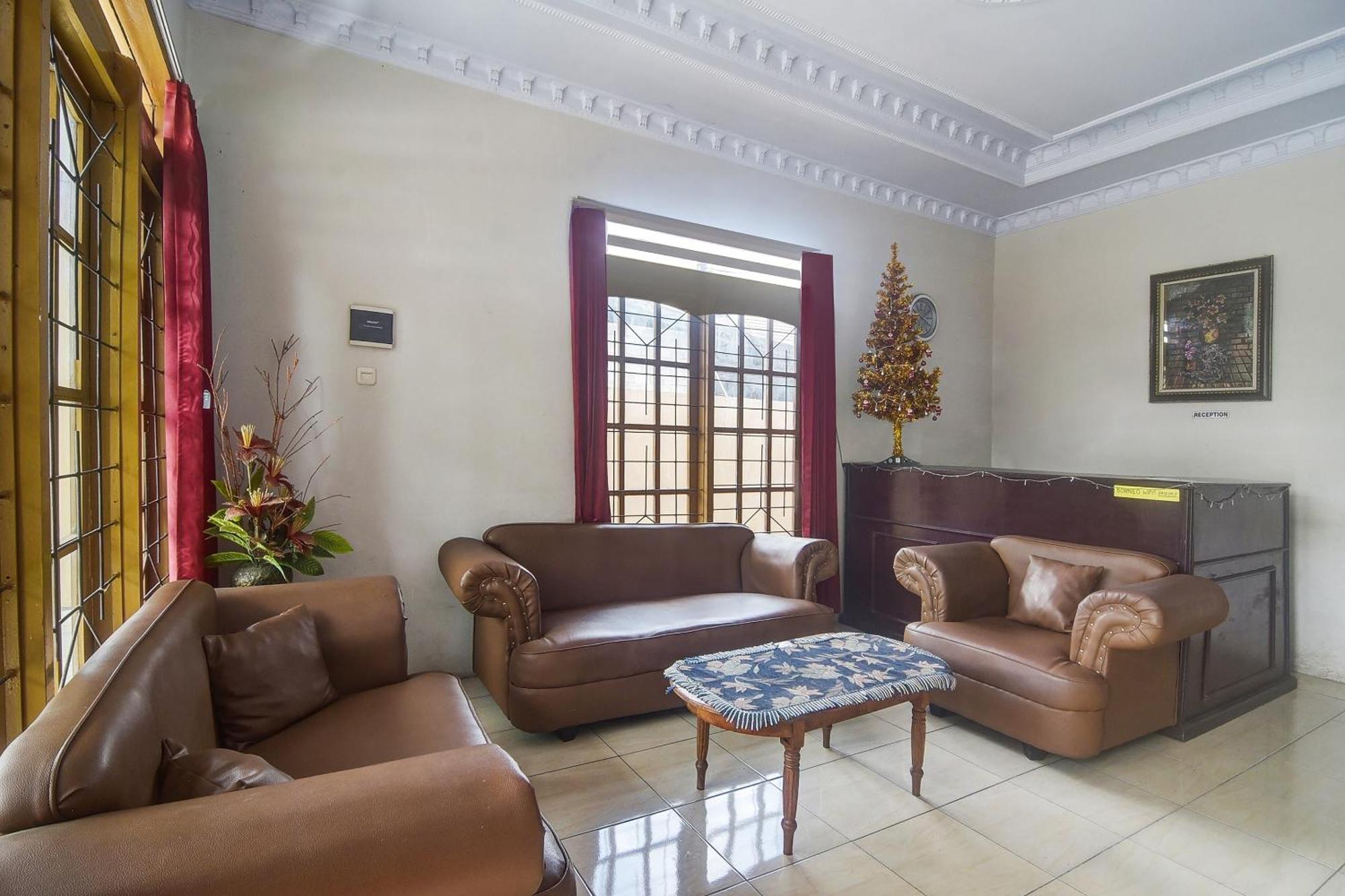 Hotel Oyo 92041 Borneo 2*